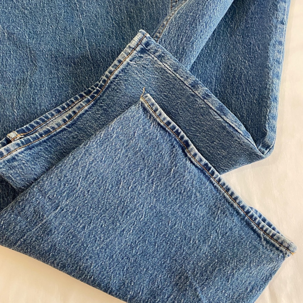 Abercrombie & Fitch Curve Love Medium Wash High Rise 90’s Relaxed Fit Jeans 29S - Picture 6 of 10